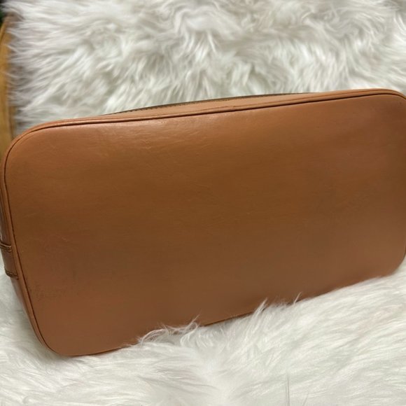 Louis Vuitton Monogram Alma Handbag - Picture 9 of 11